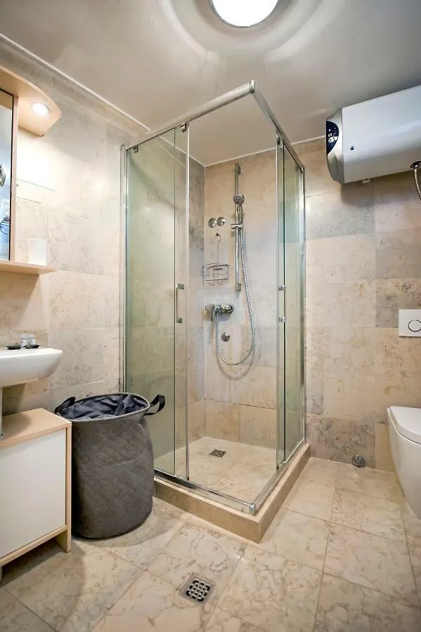 Studio Oscar IV With Terrace And Sea View 0*, Rovinj Croatia